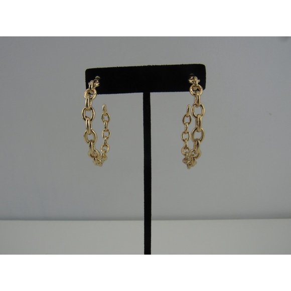 NWT EXPRESS INTERLOCKING CHAIN HOOP EARRINGS - Picture 4 of 10